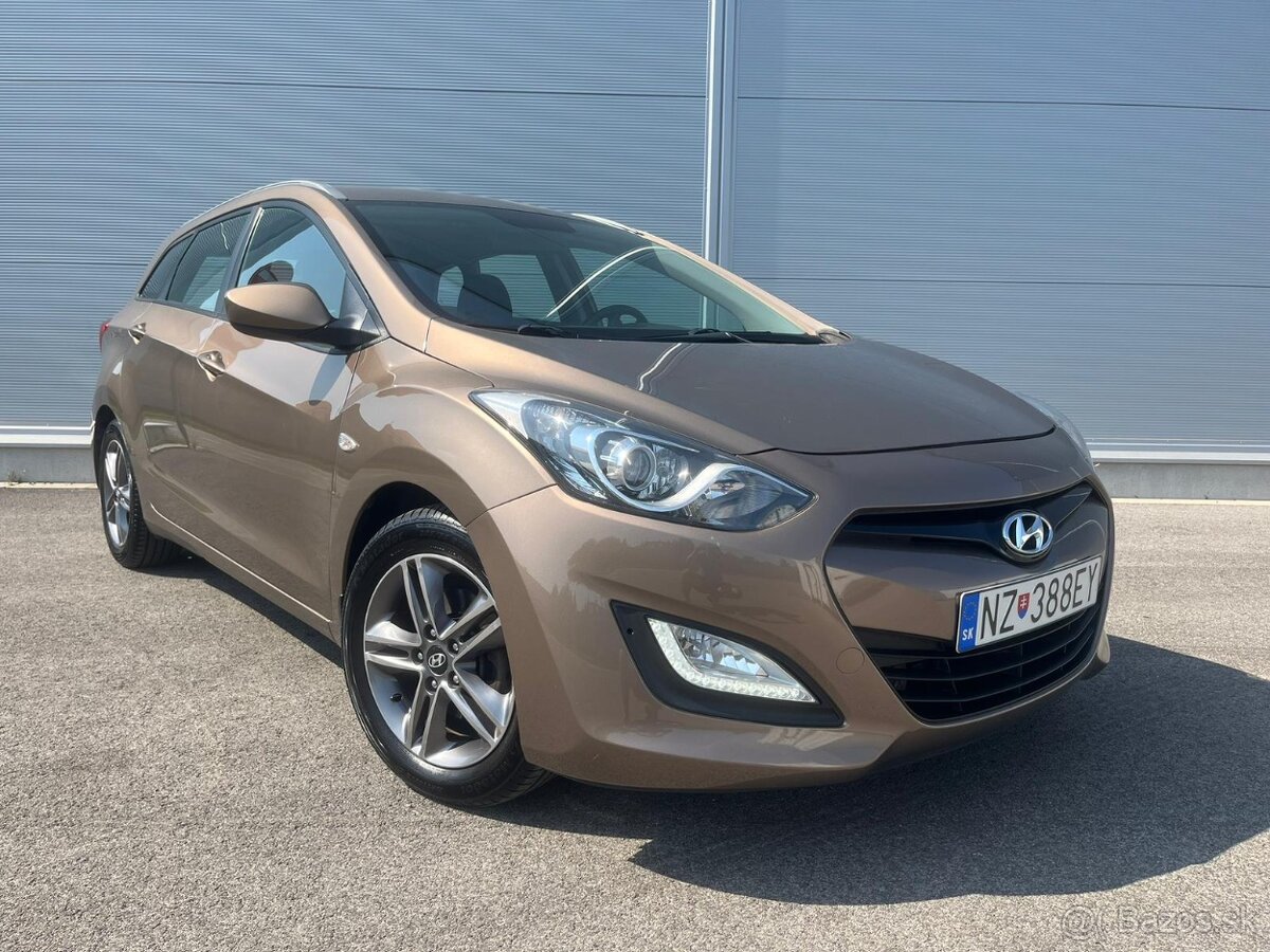 Predám Hyundai i30 combi 1.6 benzín 88kW