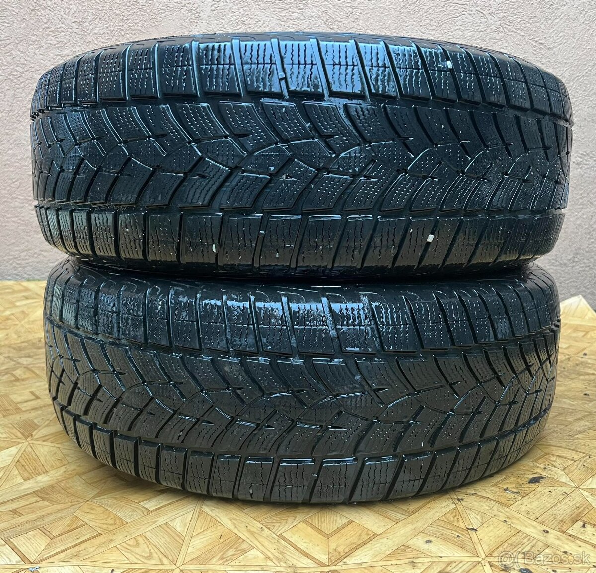 225/60 R17 zimné GoodYear 6mm