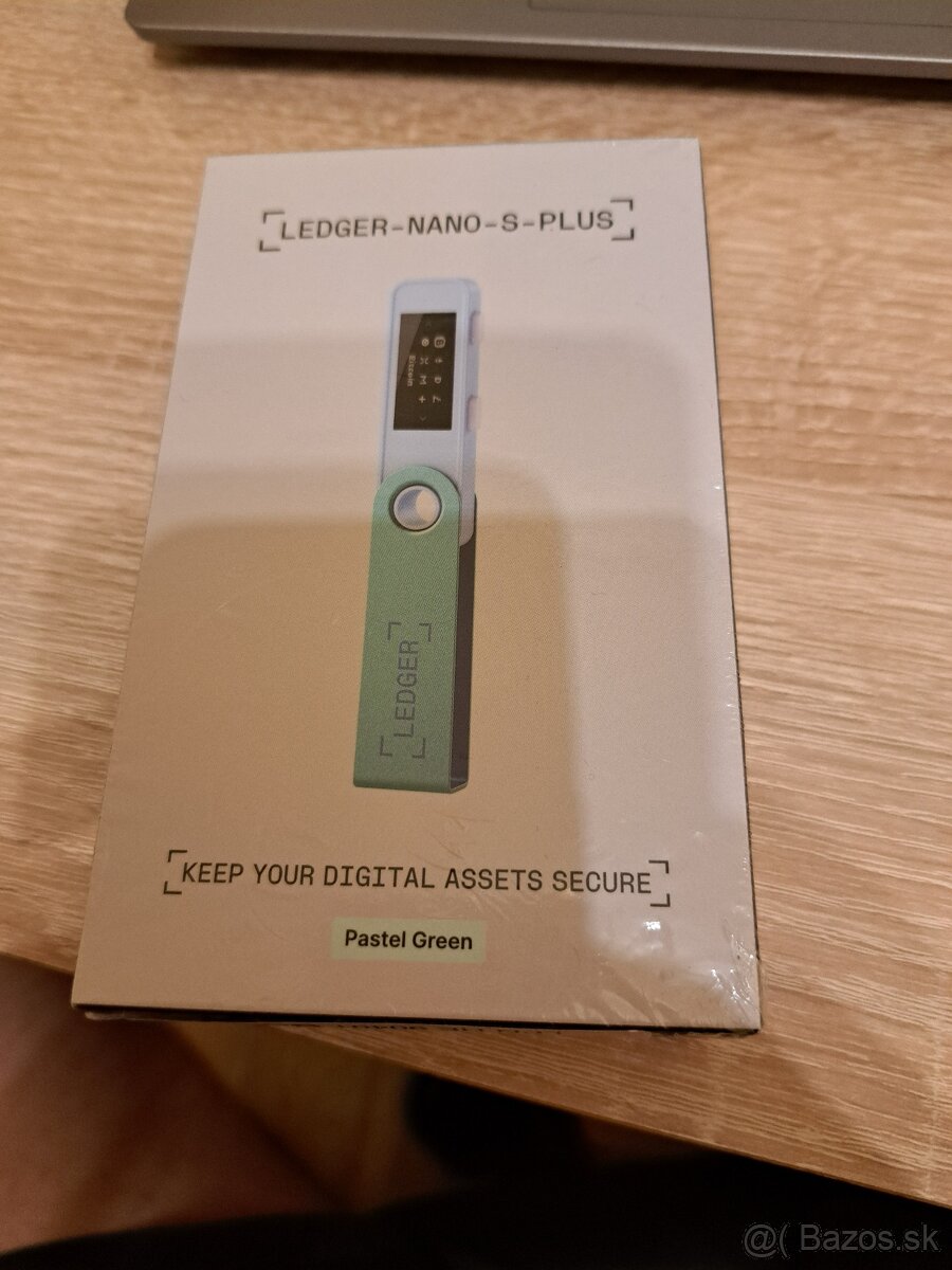 Bezpečná peňaženka kryptomien, Ledger Nano S Plus