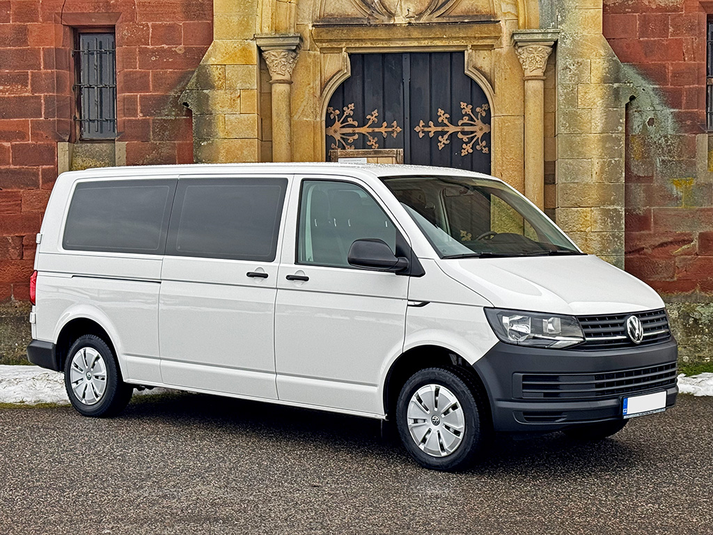 VW TRANSPORTER T6 LONG 2.0TDi - 110kw 9míst CZ 1.majitel 