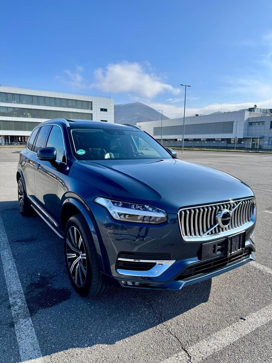 Volvo XC90 B5 INSCRIPTION  7miest FULL DPH 140tis km