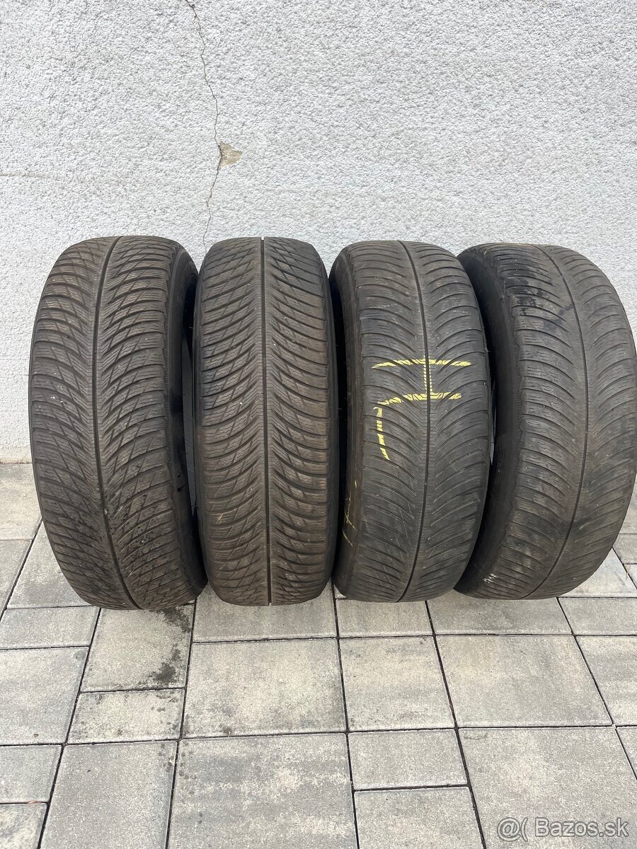 225/60 R18 Michelin SUV zimné