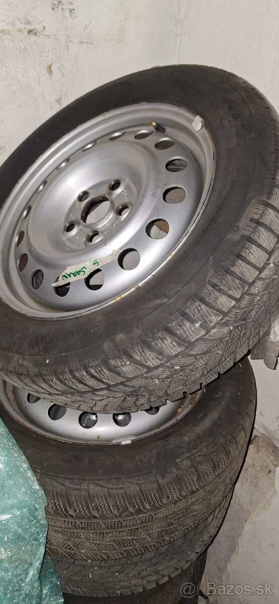 Zimne pneu 215/55 R16