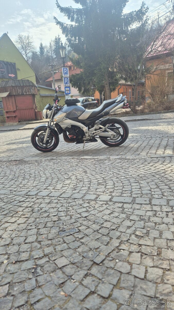 Predám suzuki gsr 600