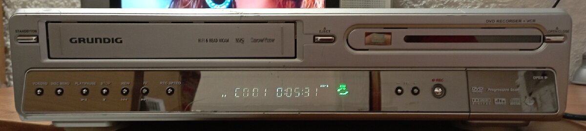 GRUNDIG GDR 6460 ..dvd rekorder + Stereo videorekorder