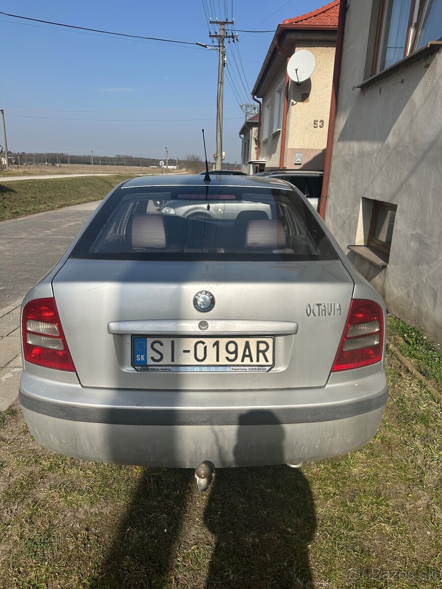 Škoda octavia 1,6 benzin