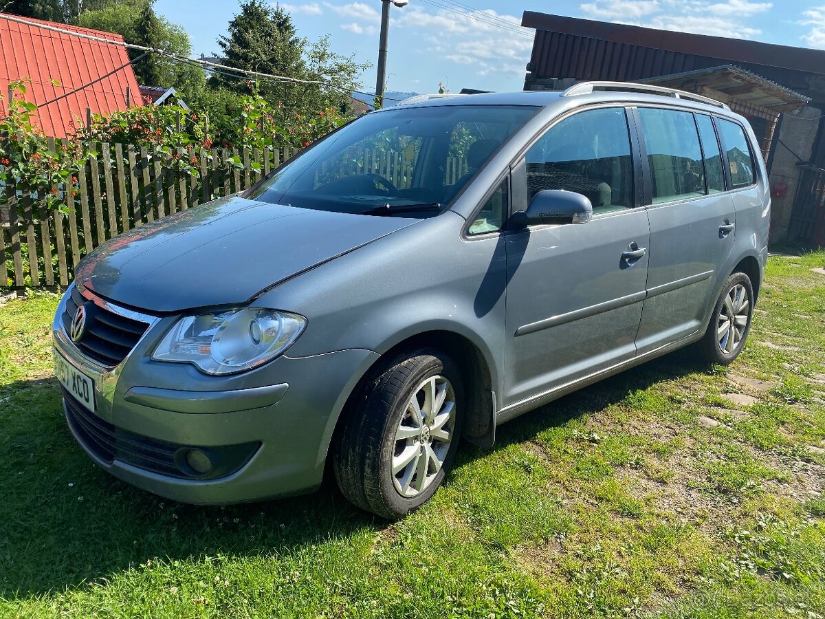 Rozpredam VW Touran 2.0tdi