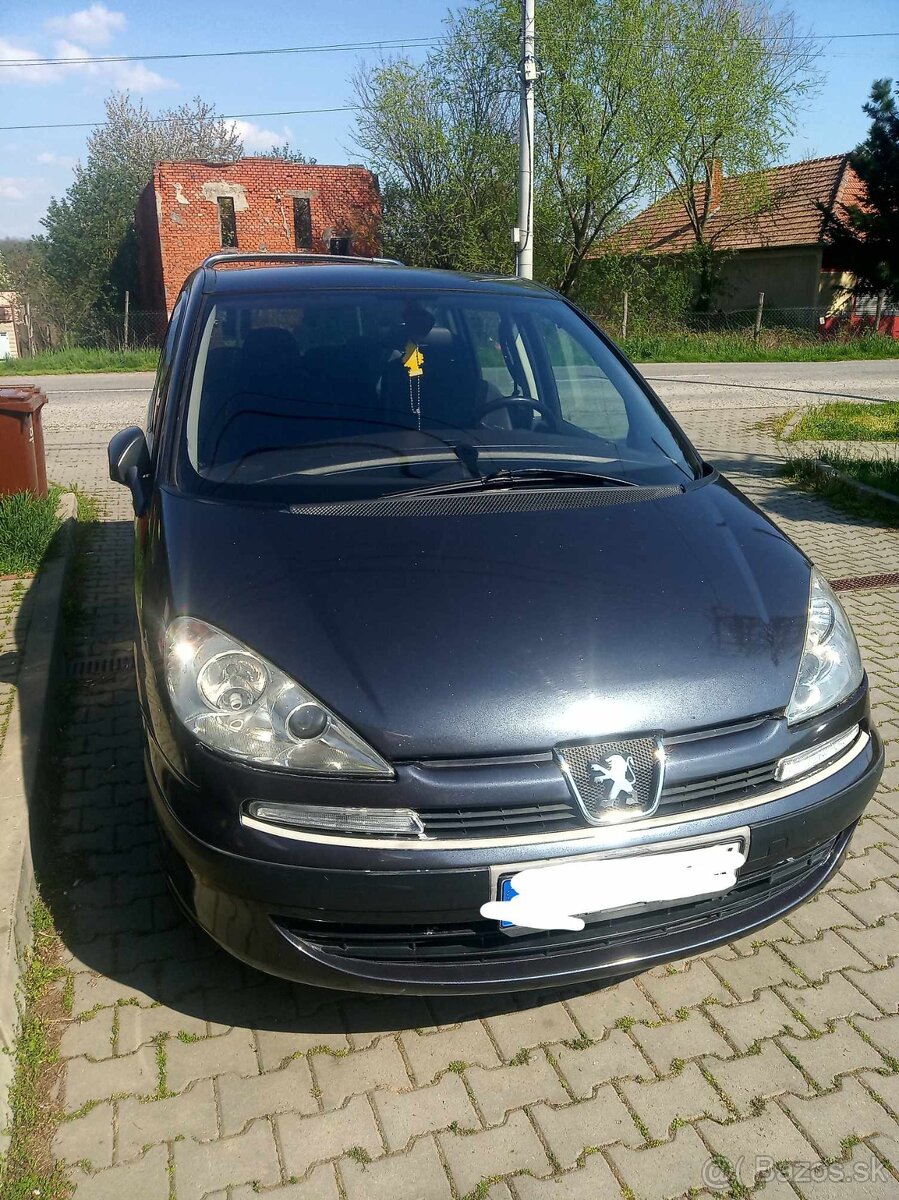 Peugeot 807