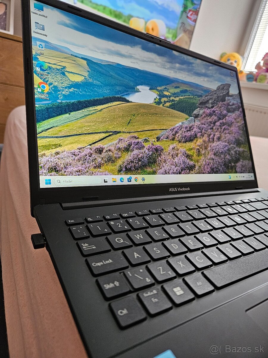 Asus Vivobook 15 1 rok Záruka ako nový