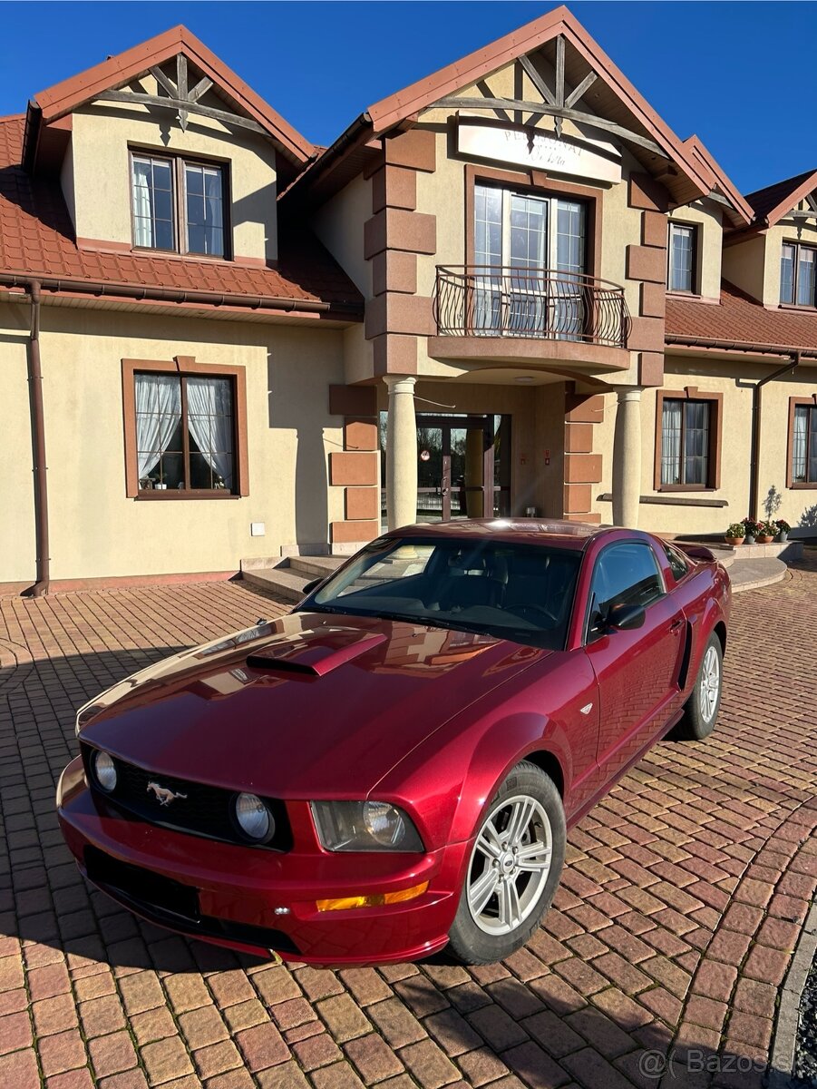 Ford Mustang GT 4.6 v8 manual, 140 tis. Km