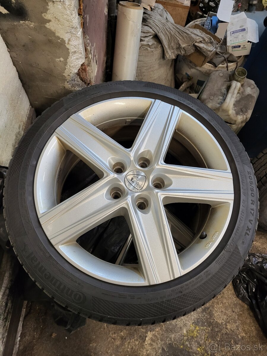 205/50 R17