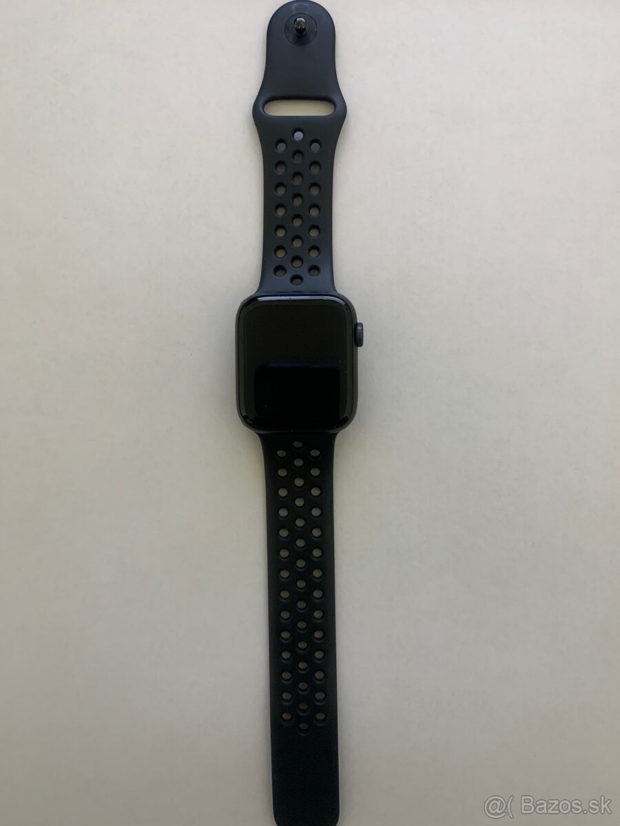 Apple Watch Nike SE 44mm