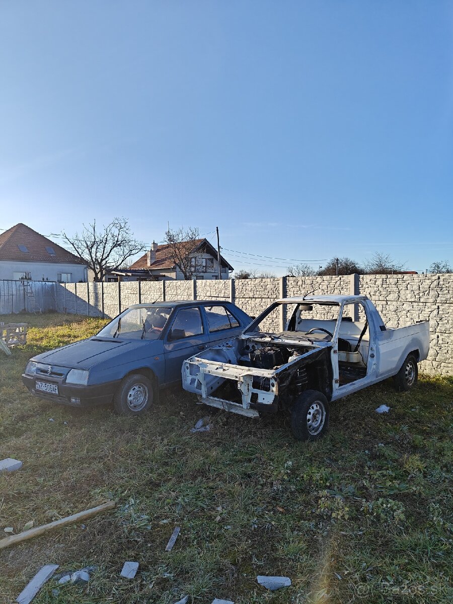 2X ŠKODA PICKUP, ŠKODA FAVORIT 135L