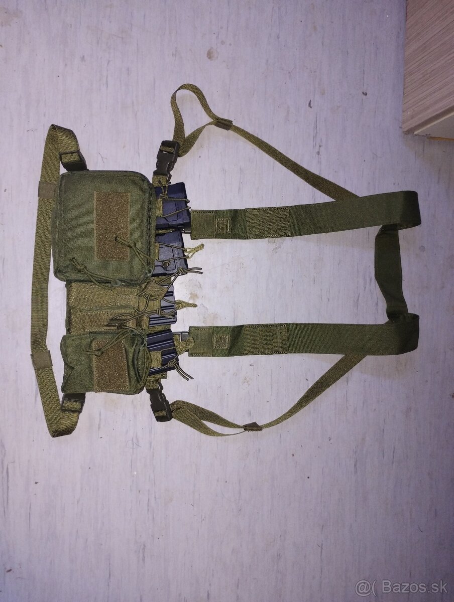 Chest rig