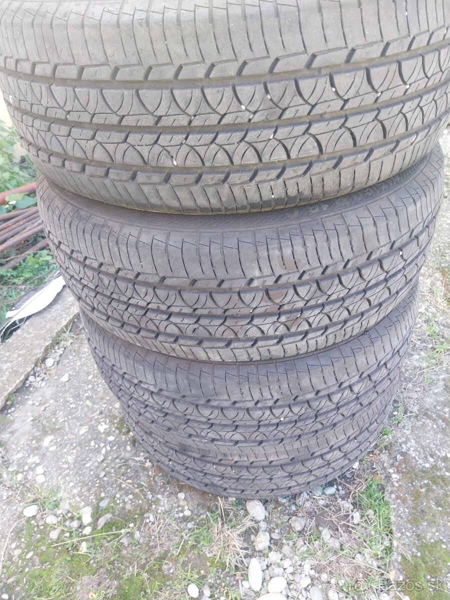 215/60r16c