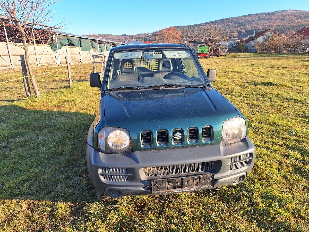 SUZUKI JIMNY 1,3 BENZIN 4X4 KLÍMA ŤAŽNÉ