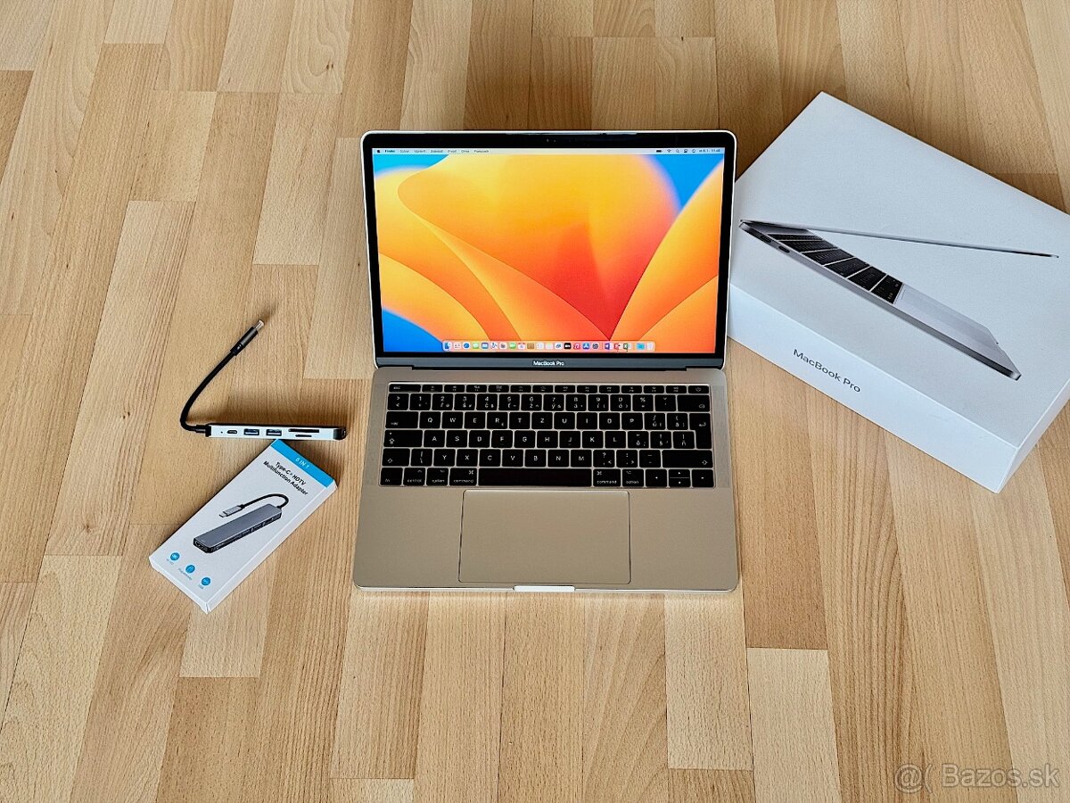 MacBook Pro 13" A1708, NOVÁ BATERKA, TOP STAV