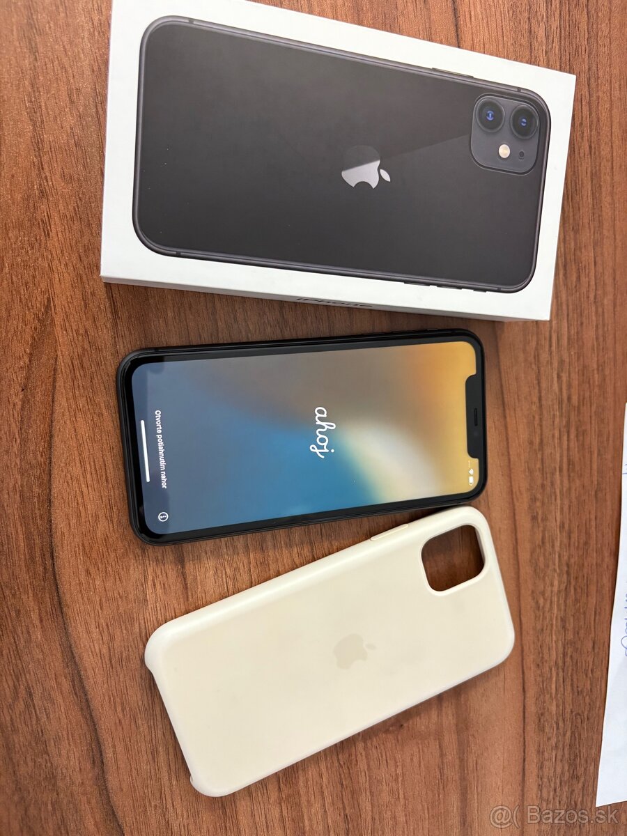 Iphone 11- perfektny stav