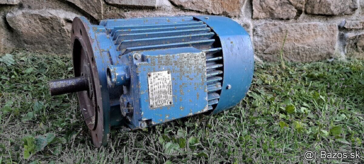 Predam prirubovy elektromotor MEZ mohelnice 5,5 kw, 2910 ot/