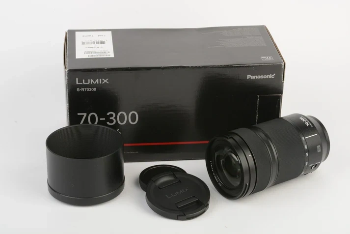 Panasonic Lumix S 70-300mm f/4.5-5.6 Macro OIS