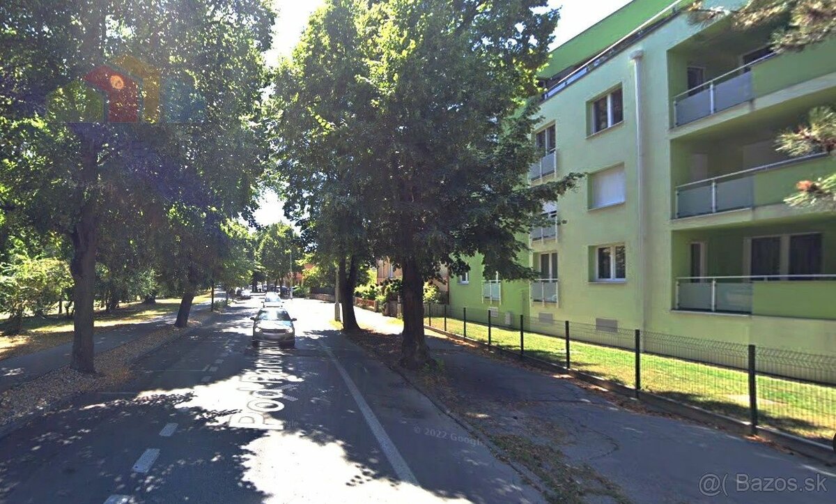 Prenajom novostavba 2 izb. byt 72 m2 + parking, pri parku, P