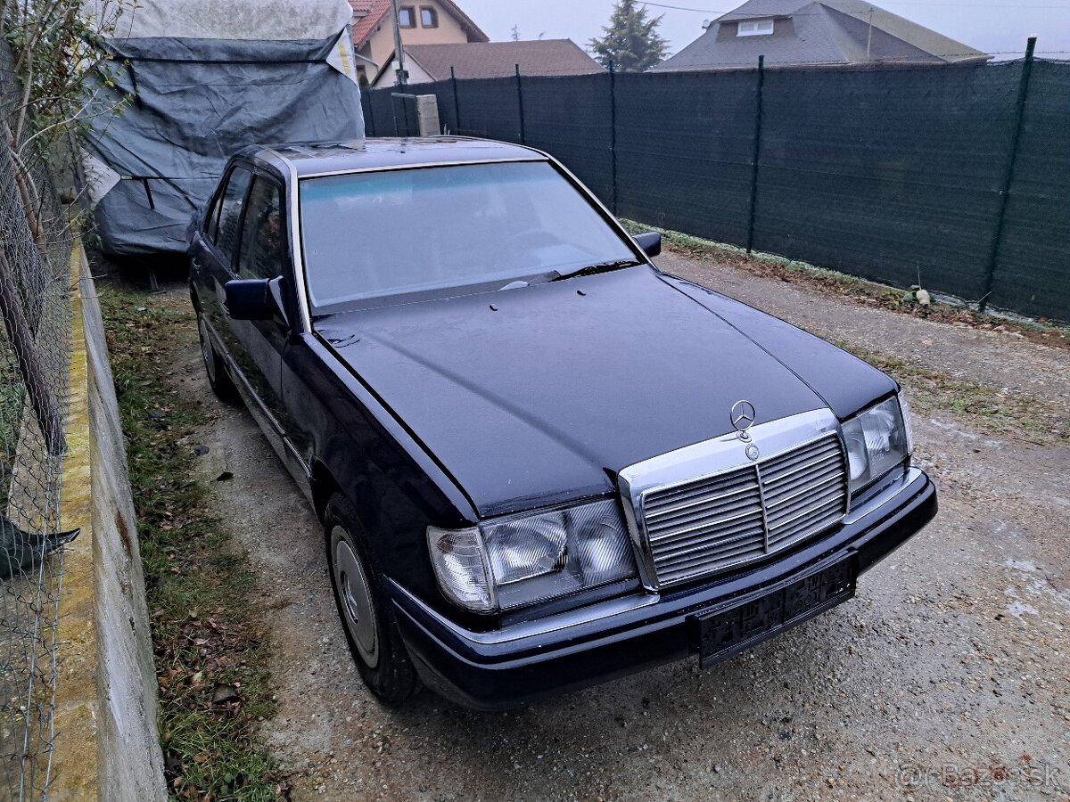 Mercedes W124