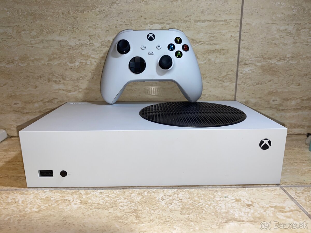 Xbox series S + možnosť dokúpiť ďalšie ovládače