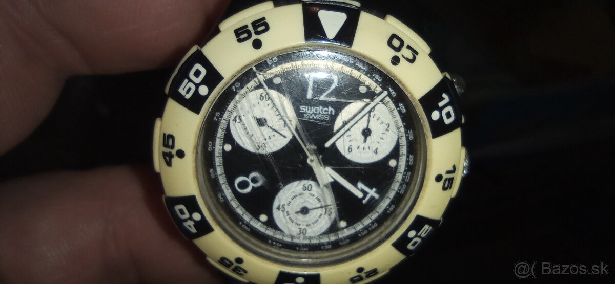 Predam hodinky Swatch Black Jack SEB100