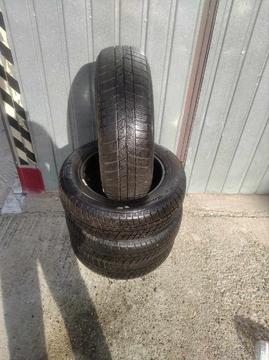 Predám 4ks zimné pneu.175/65R14 Barum dezen 5,9mm