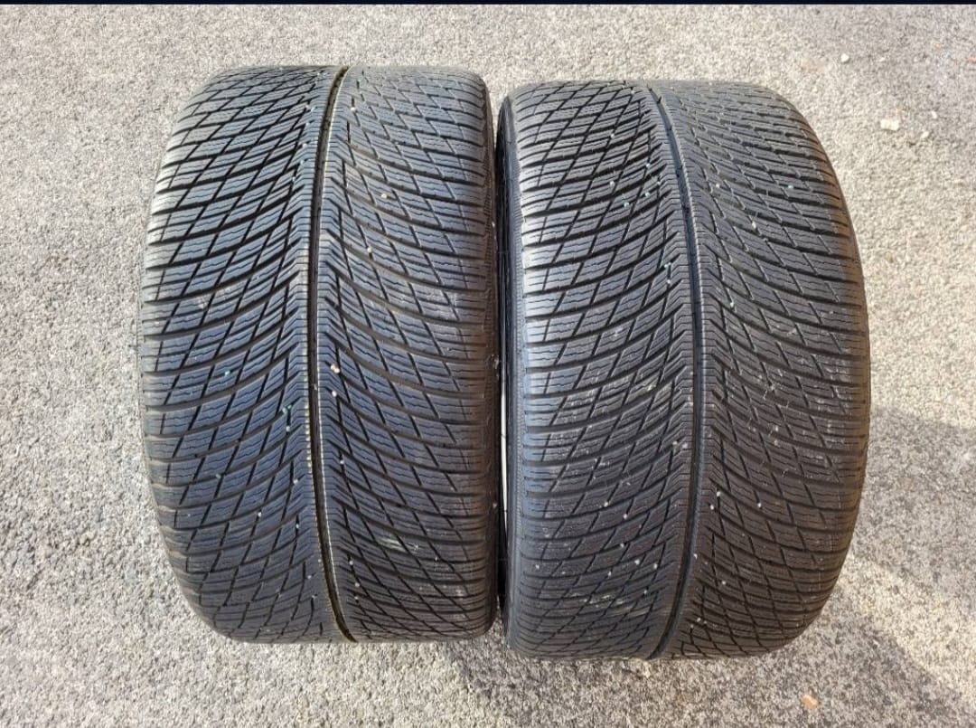 295/30R21 Michelin zimné