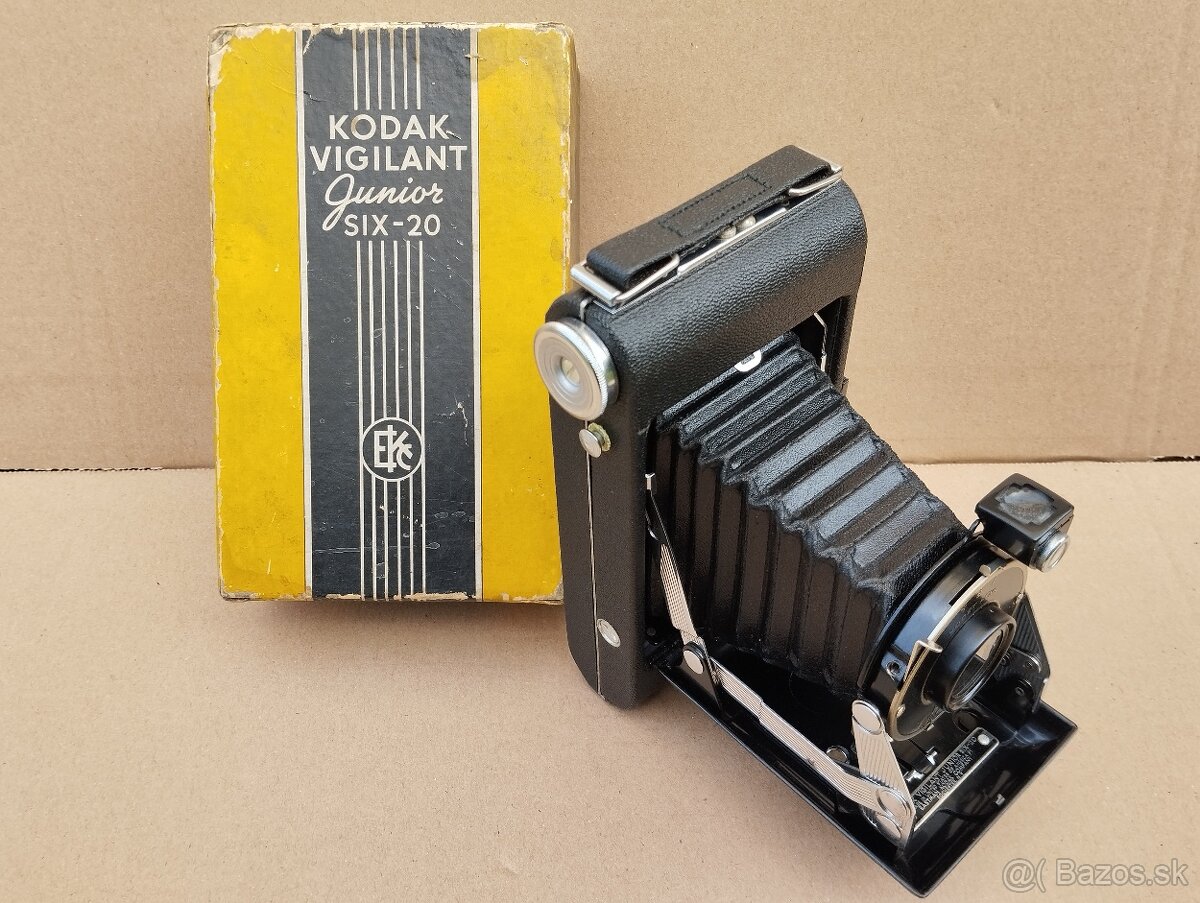 Starý fotoparát KODAK VIGILANT s pův.krabičkou + letáky