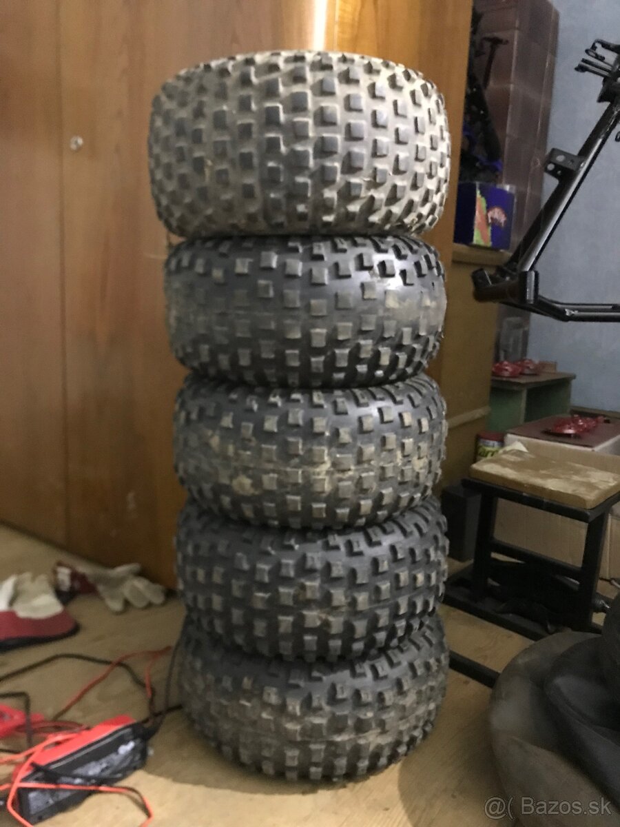 pneumatiky 16x8.0-7