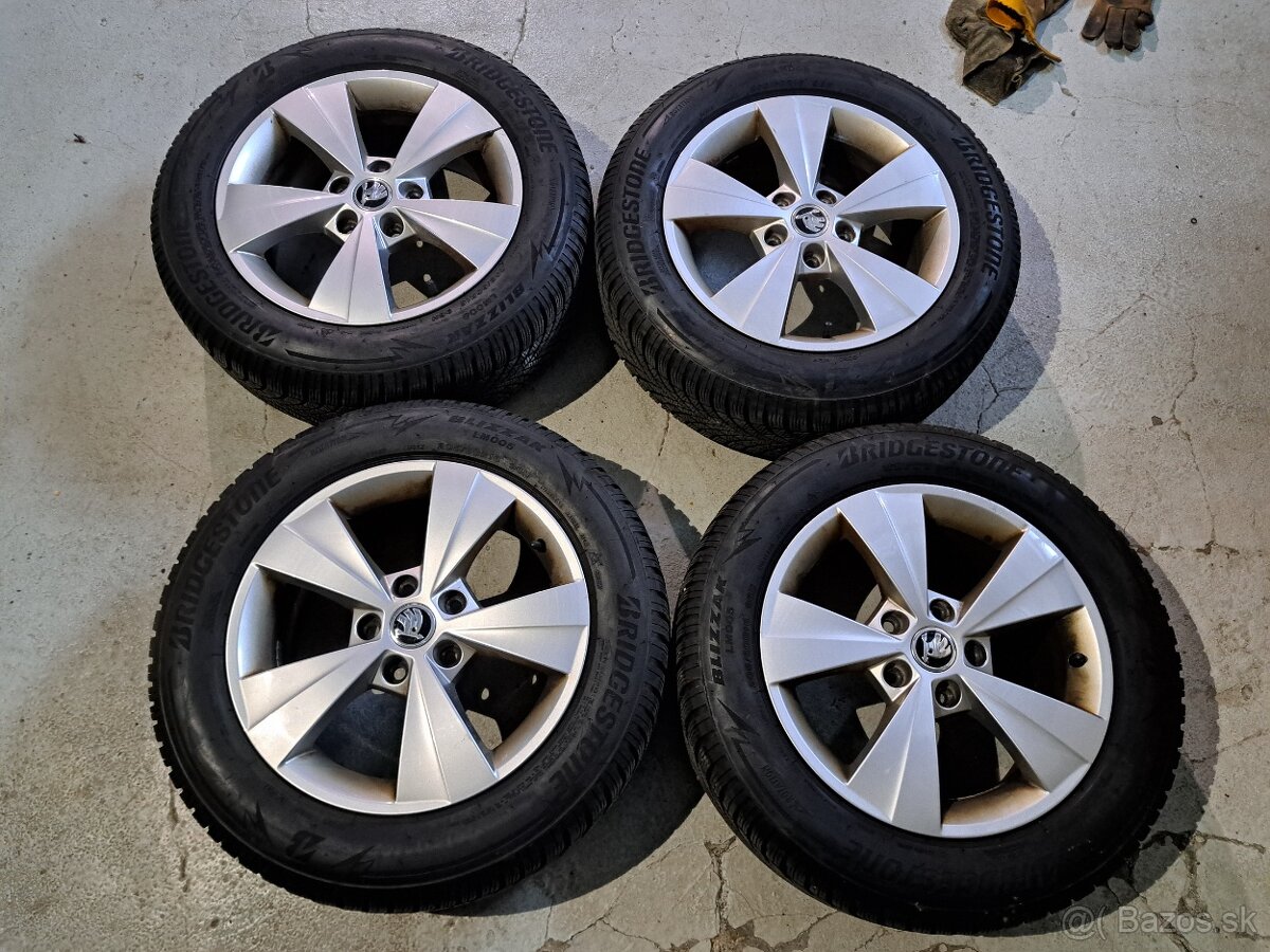 Predam Original elektrony Skoda 5x112 R16 a zimne pneu