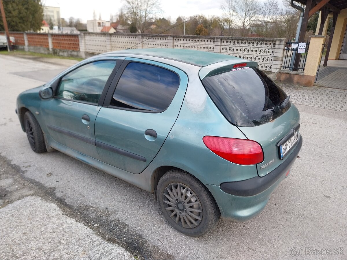 Peugeot 206