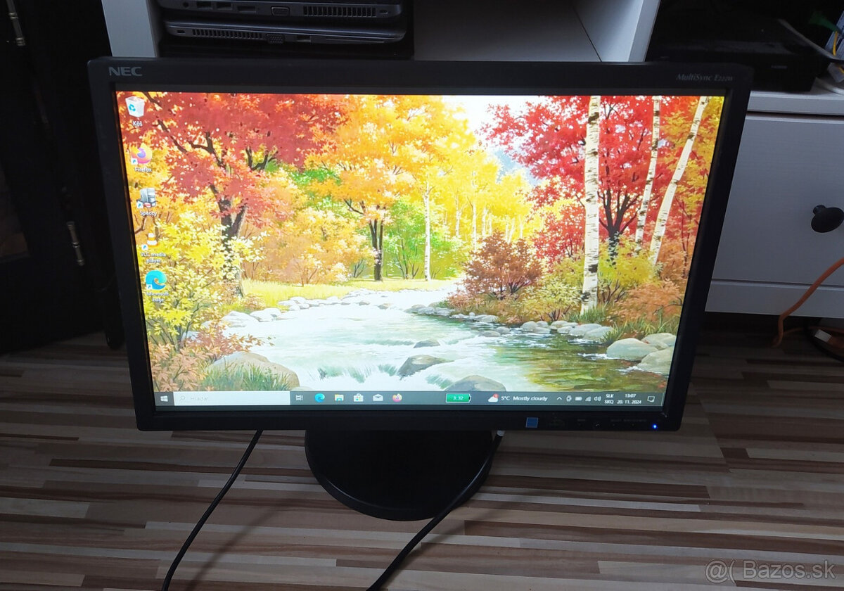 22" NEC MultiSync