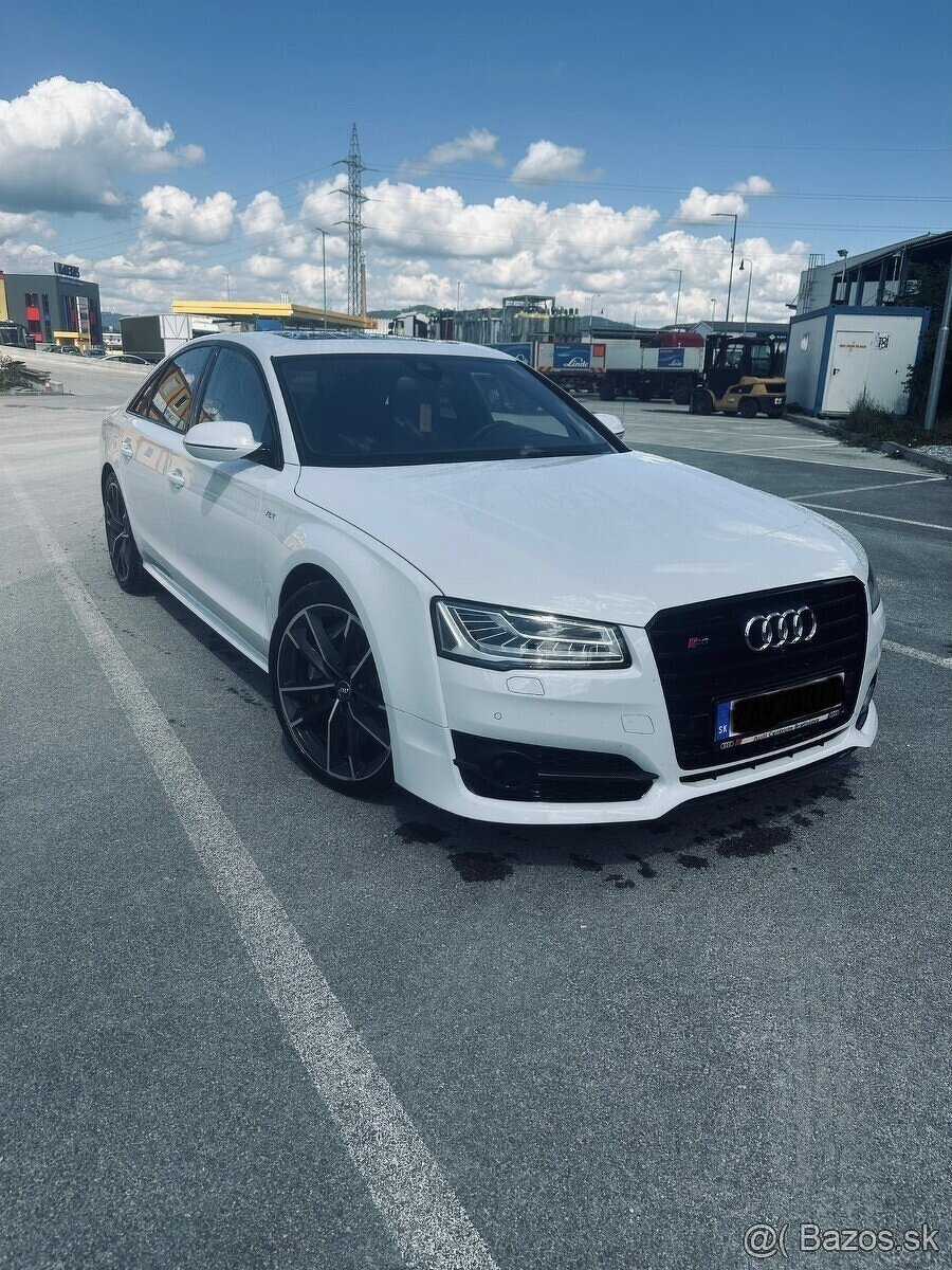 Audi S8 plus 445kw