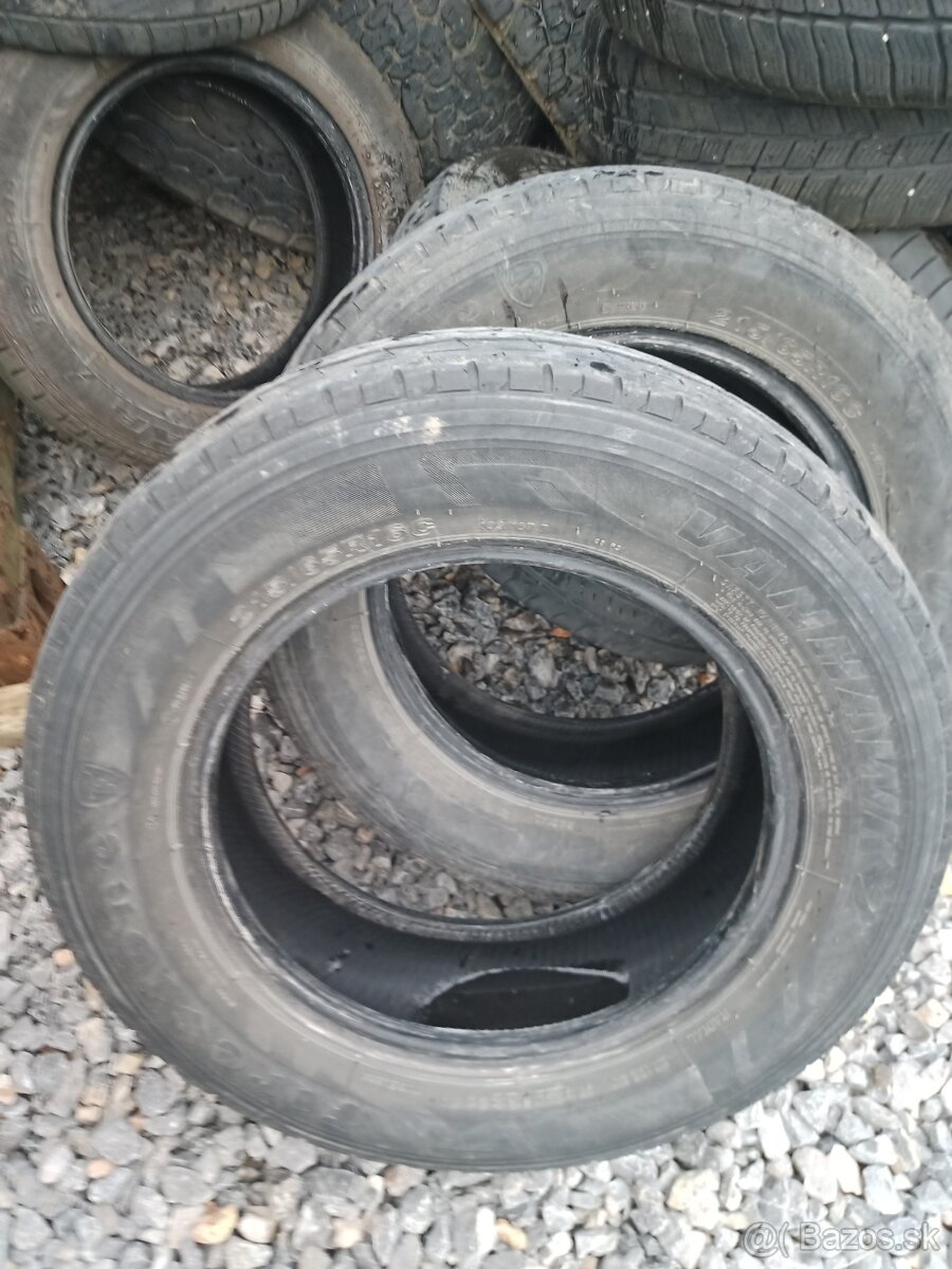 215/65r16c