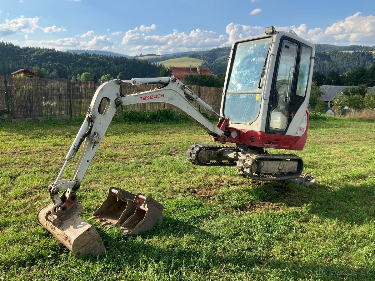 Takeuchi TB216 2016 3 lyžice znižená cena