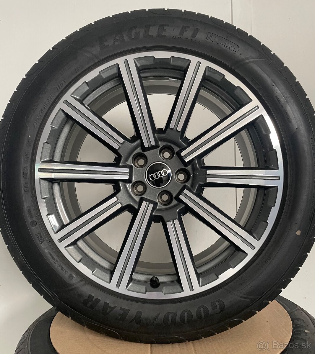 Original nový komplet Audi Q7 SQ7 4M r20 5x112