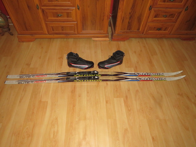 Predam bezkovy set,SALOMON,206 cm,SNS,c.46,supiny