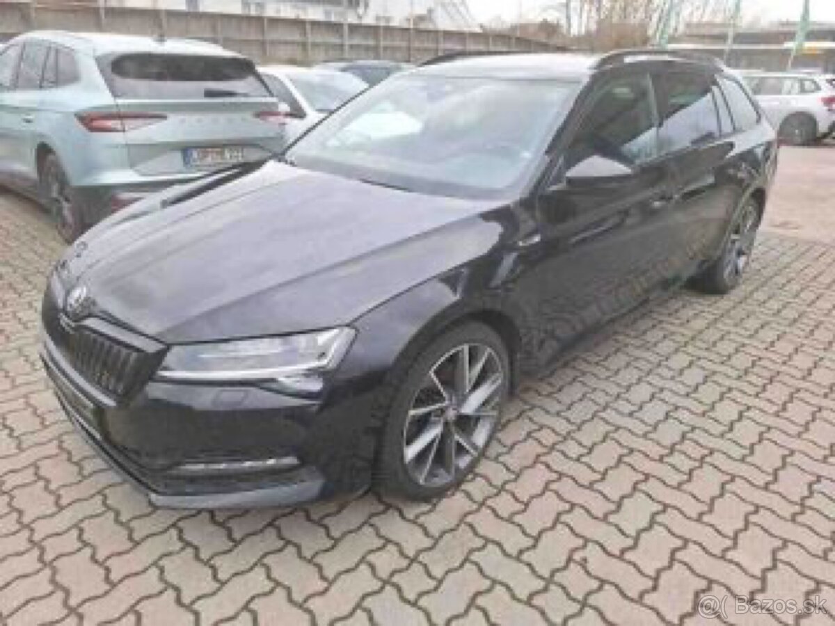 Škoda Superb Combi 1.4 TSI PHEV Sportline DSG Virtuall