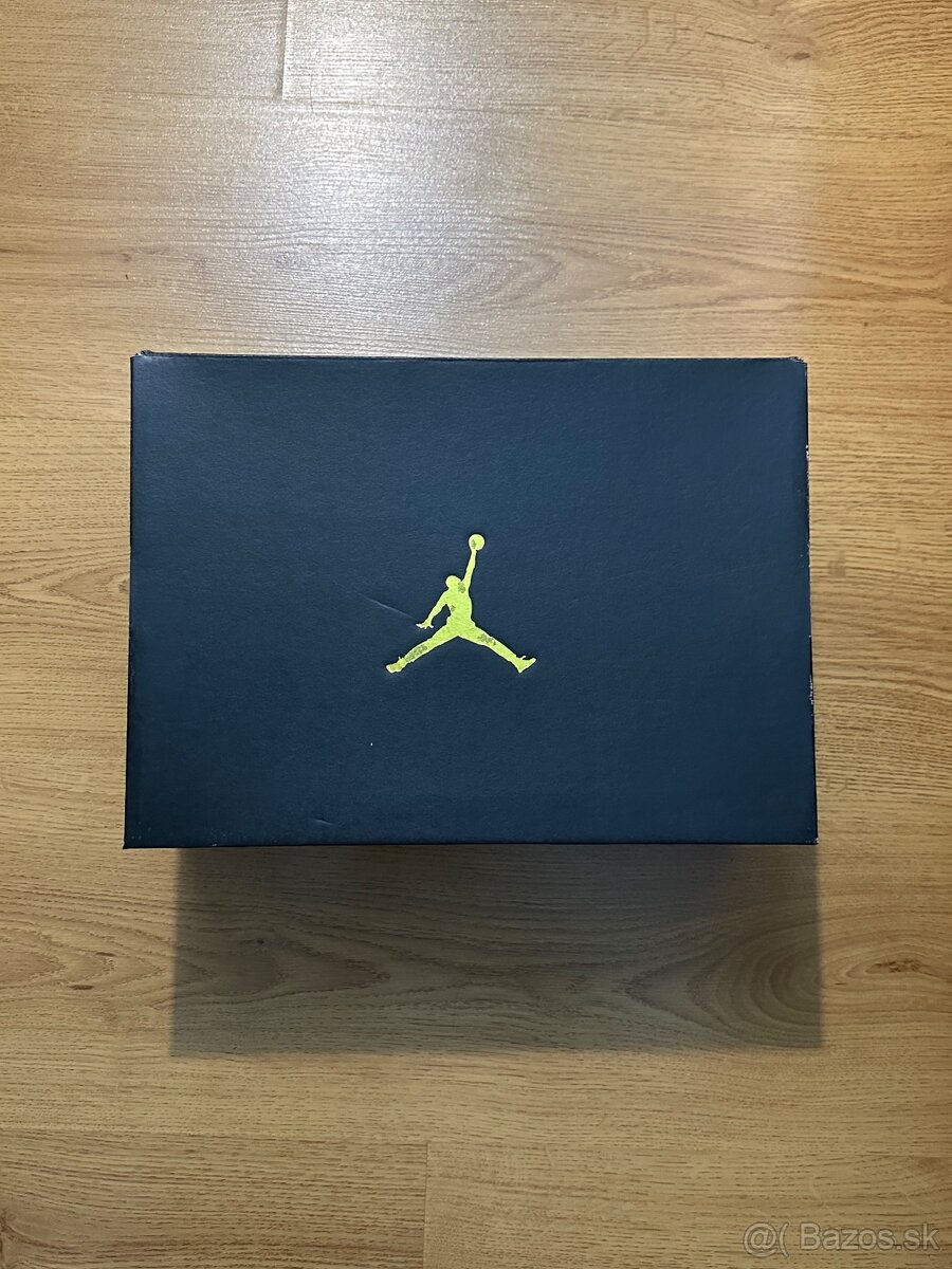 Air Jordan 1 mid (gs)