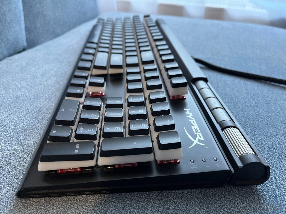 Herna mechanicka klavesnica Hyperx alloy elite 2