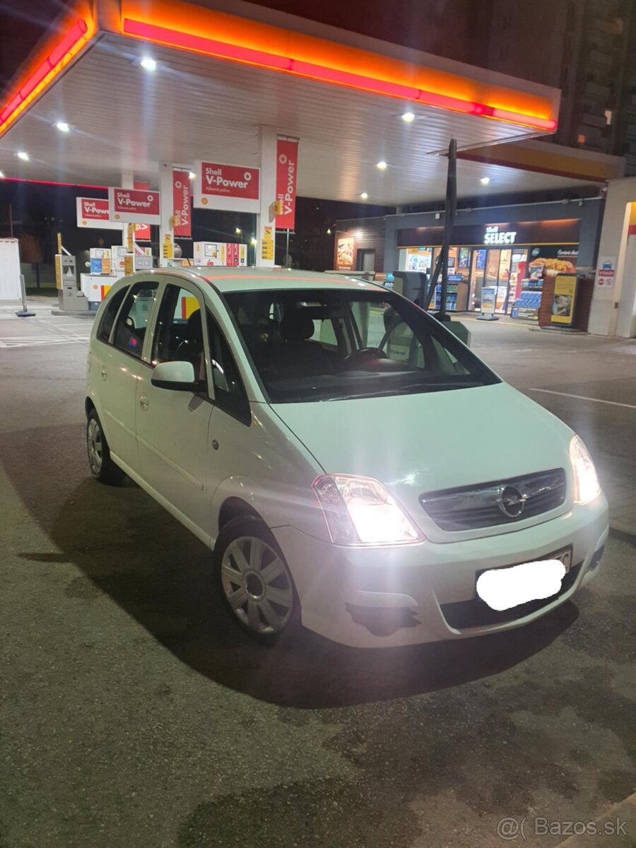 Predam opel meriva 1.4 16v benzín kw 66 rok 2008