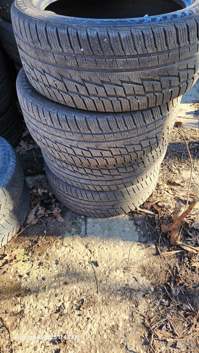 4ks zimné 225/45 R17 Matador