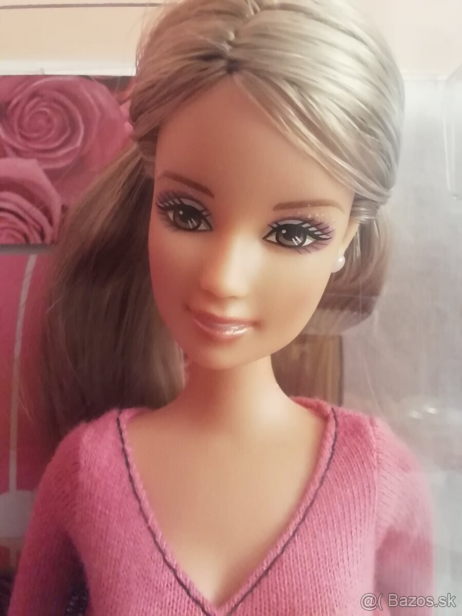 Barbie s nabytkom