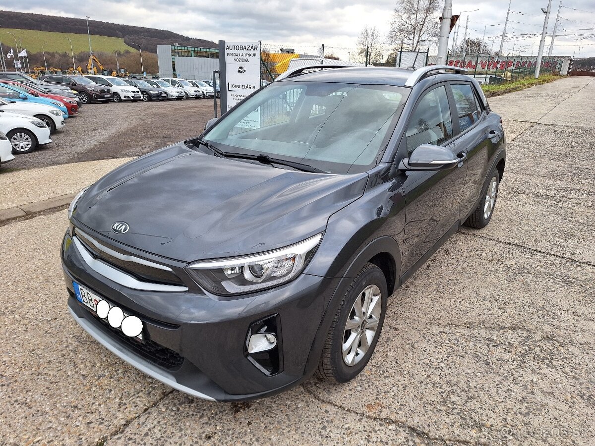 Kia Stonic 1,4 D-CVVT Gold (99 tis km)