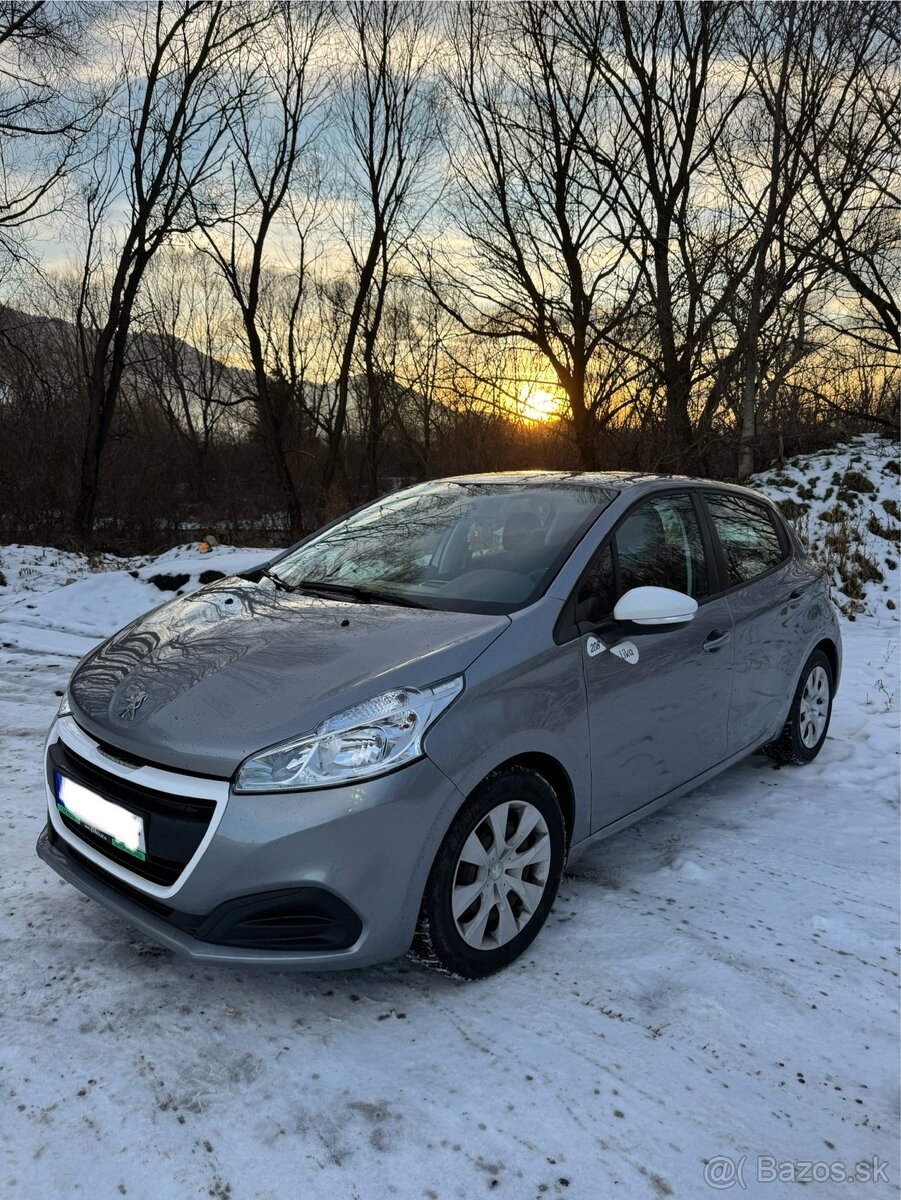 Peugeot 208 1.2 Benzín 50kW