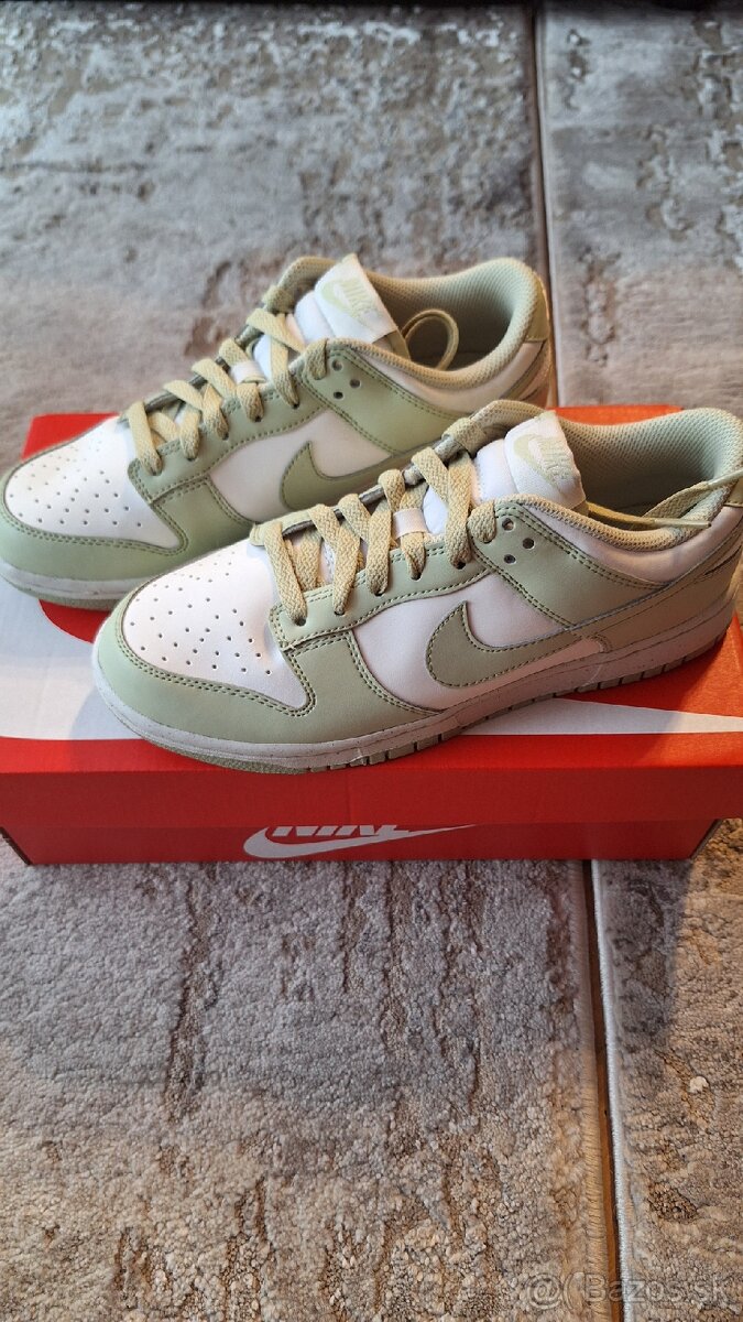 Nike Dunks