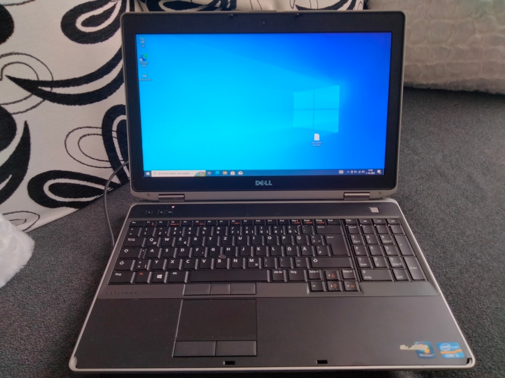 rozpredám notebook Dell Latitude e6530